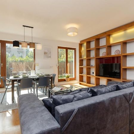 Old Mokotow Spacious Two-Bedroom Apartment By Noclegi Renters 华沙 外观 照片