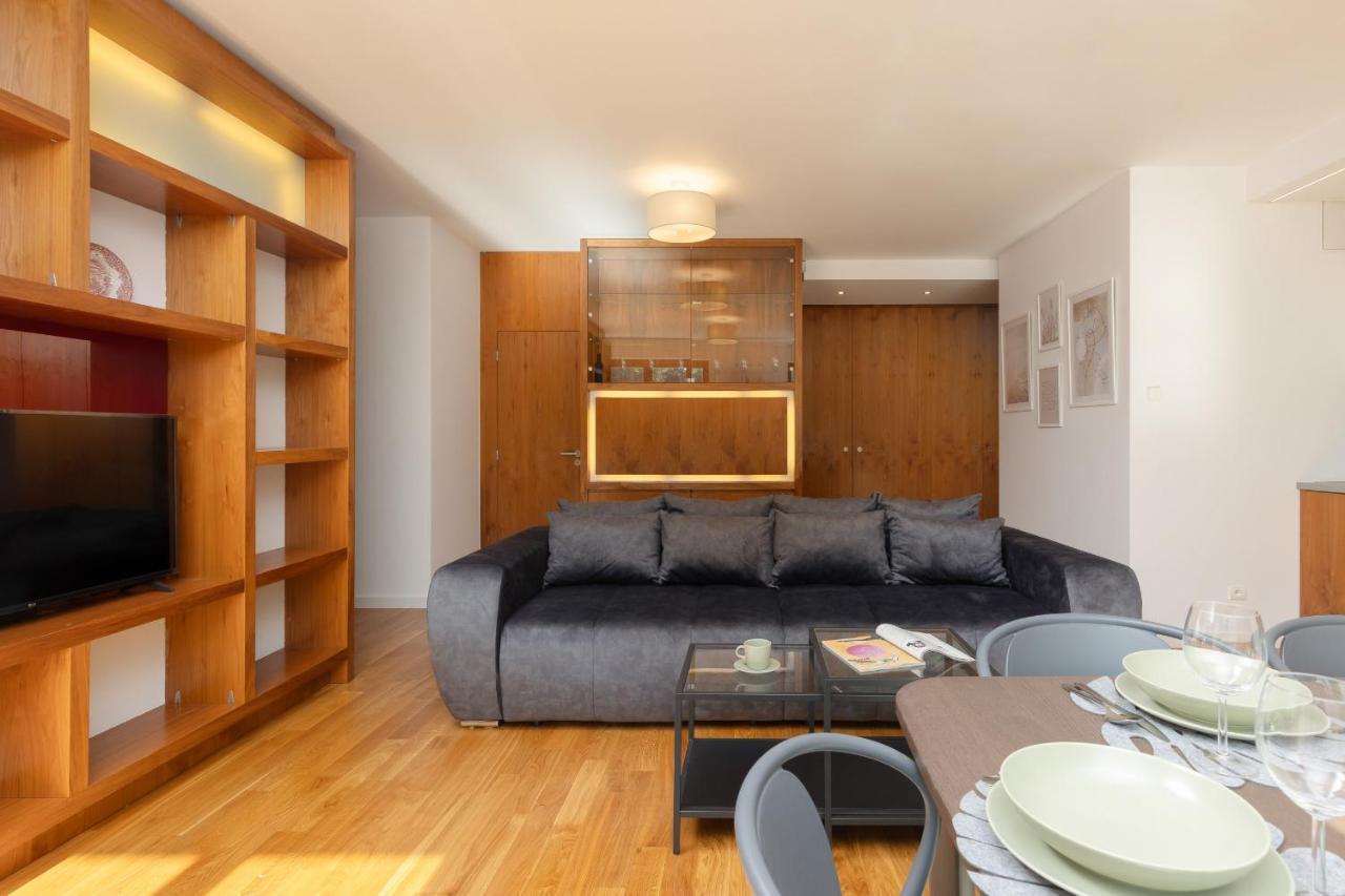 Old Mokotow Spacious Two-Bedroom Apartment By Noclegi Renters 华沙 外观 照片