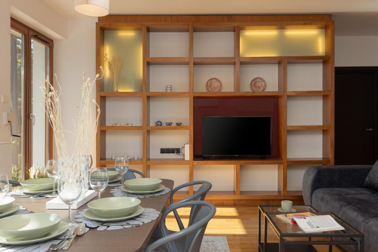 Old Mokotow Spacious Two-Bedroom Apartment By Noclegi Renters 华沙 外观 照片